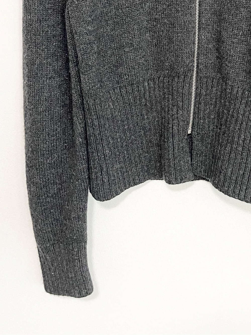 BOGO! COS 100% Wool Zipper Cardigan Sweater Charcoal Gray Size Large - Picture 6 of 9